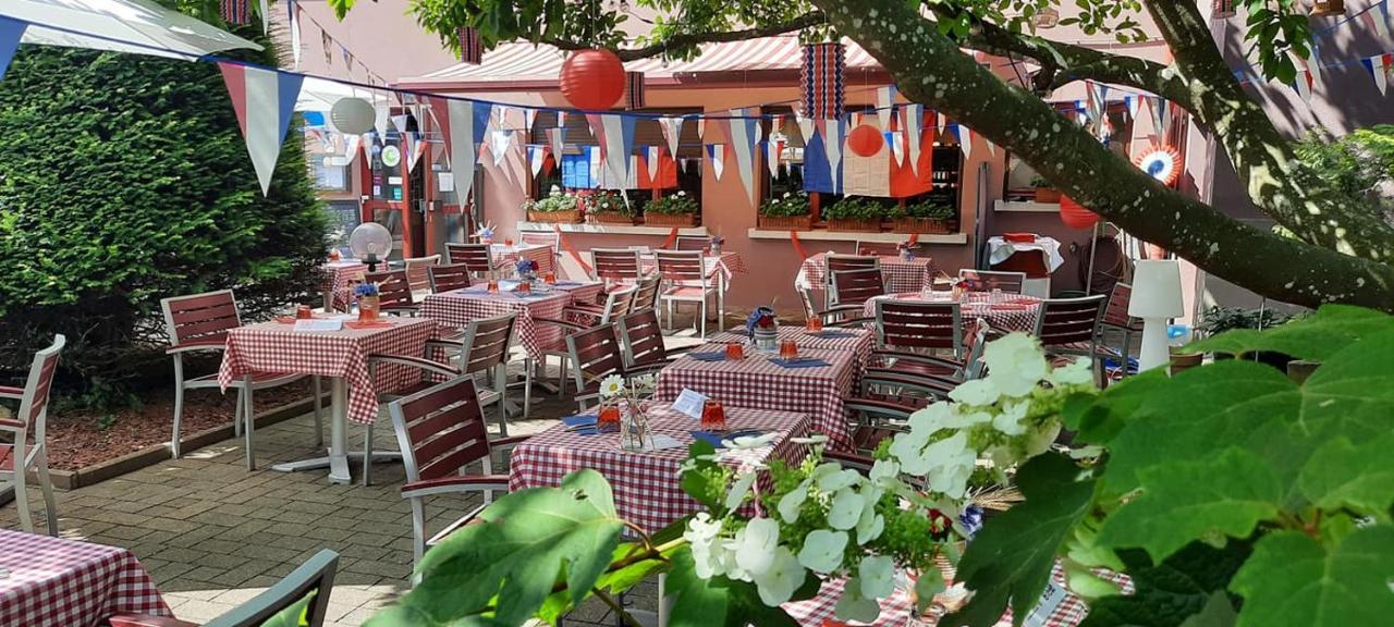 Hotel Restaurant Aux Sapins Thann Eksteriør billede