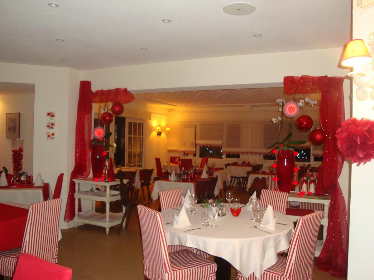Hotel Restaurant Aux Sapins Thann Eksteriør billede